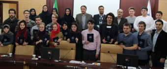 فارسی آموزان خارجی را عضوی از جامعه خود می دانیم